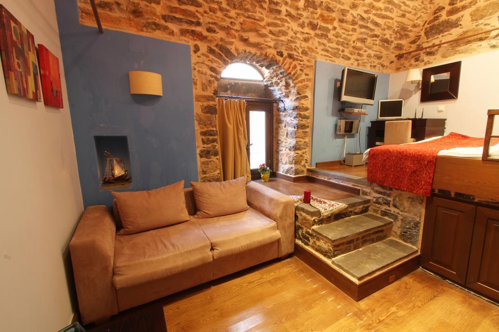 Medieval Castle Mesta Bagian luar foto