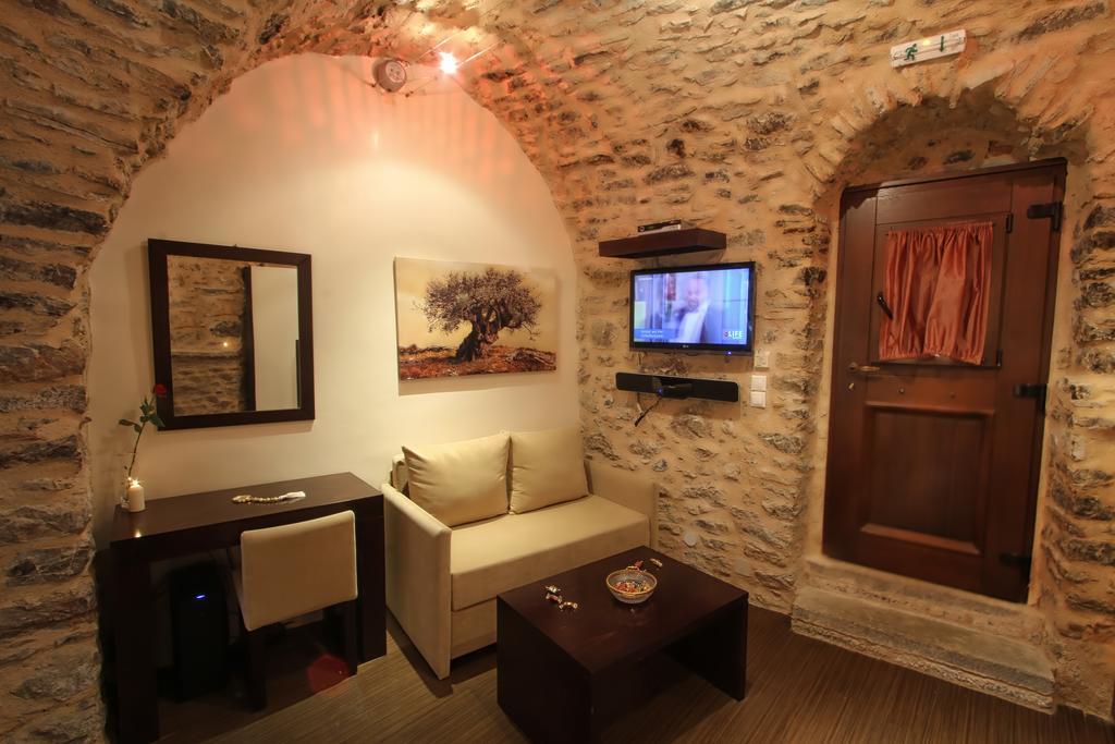 Medieval Castle Mesta Bagian luar foto