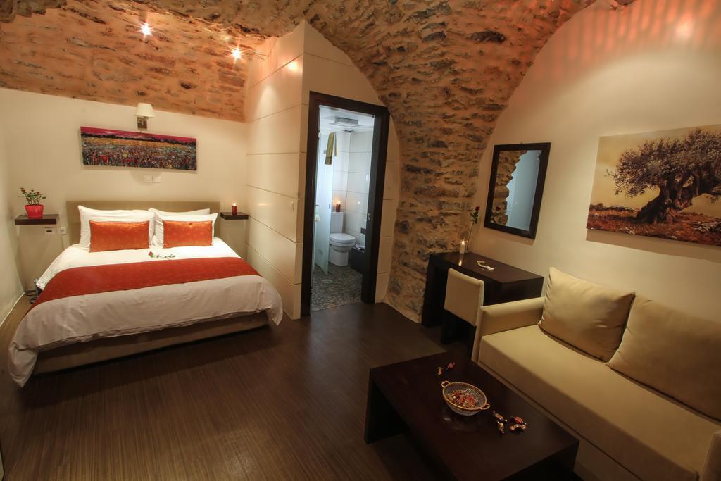 Medieval Castle Mesta Bagian luar foto